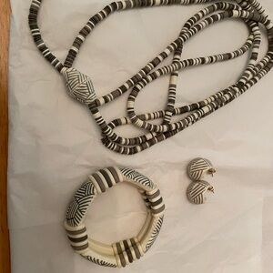 Source Unknown Monochrome Beaded Necklace Set